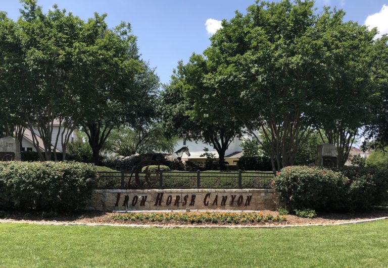 Entrance to The Estates at Iron Horse Canyon